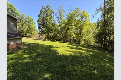 526 E River Rd, Mahoning Township, PA 16116 - Photo 3