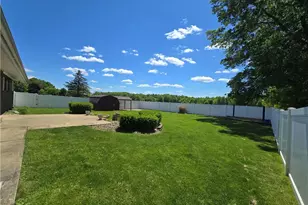740 S Keel Ridge Rd, Hermitage, PA 16148 - Photo 31