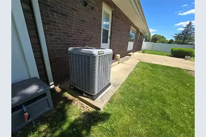 740 S Keel Ridge Rd, Hermitage, PA 16148 - Photo 27
