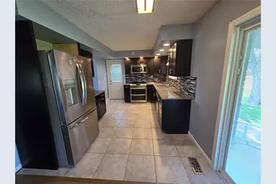 740 S Keel Ridge Rd, Hermitage, PA 16148 - Photo 5