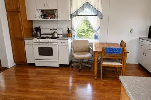 223 Connoquenessing Main St, Connoquenessing Boro, PA 16027 - Photo 7