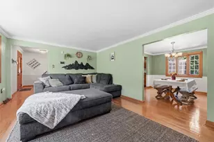104 Lammert Dr, Pittsburgh, PA 15116 - Photo 11