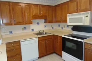 1987 Centurion Dr, Pittsburgh, PA 15221 - Photo 7