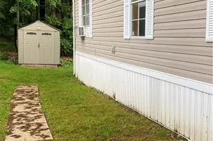 139 Lambert Ln, Hempfield Township, PA 15601 - Photo 9