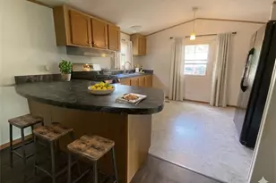 139 Lambert Ln, Hempfield Township, PA 15601 - Photo 3