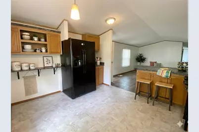 139 Lambert Ln, Hempfield Township, PA 15601 - Photo 5