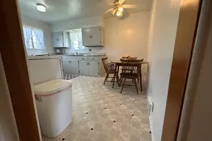 407 Vine St, Connellsville, PA 15425 - Photo 13