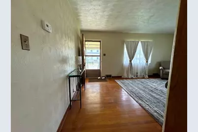 407 Vine St, Connellsville, PA 15425 - Photo 5