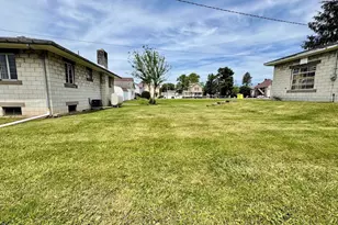 407 Vine St, Connellsville, PA 15425 - Photo 41