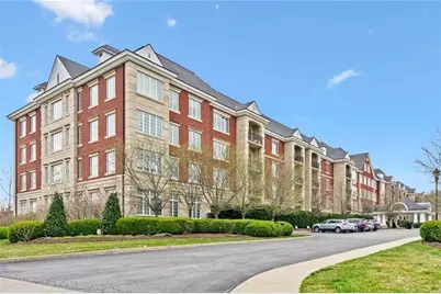100 Vista Cir #402, Pittsburgh, PA 15238 - Photo 1