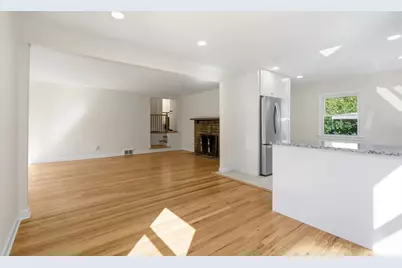 953 William Penn Ct, Pittsburgh, PA 15221 - Photo 7