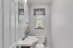 1117 Broughton Rd, South Park, PA 15236 - Photo 17