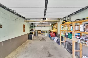 1117 Broughton Rd, South Park, PA 15236 - Photo 37
