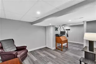 1117 Broughton Rd, South Park, PA 15236 - Photo 25