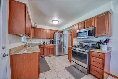4628 Bowes Ave, West Mifflin, PA 15122 - Photo 5