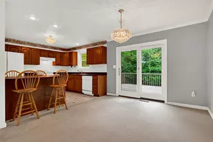 104 Maplewood Ave, Carmichaels-Cumberland, PA 15320 - Photo 13