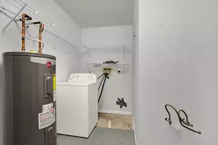 104 Maplewood Ave, Carmichaels-Cumberland, PA 15320 - Photo 27