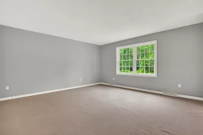 104 Maplewood Ave, Carmichaels-Cumberland, PA 15320 - Photo 9
