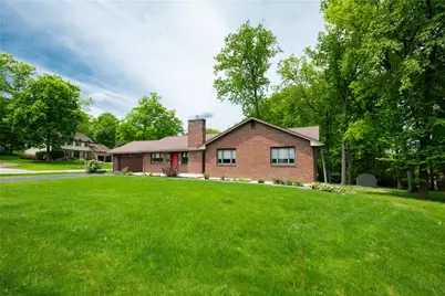 112 White Oak Dr, Twp of But SE, PA 16001 - Photo 5