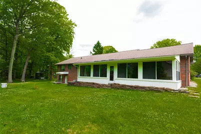 112 White Oak Dr, Twp of But SE, PA 16001 - Photo 7