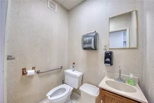 5614 Verona Rd, Pittsburgh, PA 15147 - Photo 9