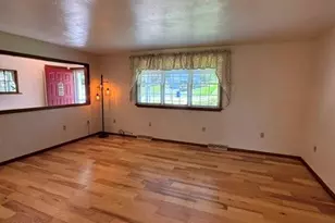 200 Bonita Dr, Hempfield Township, PA 15601 - Photo 11
