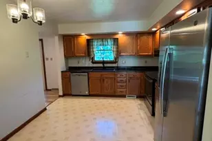 200 Bonita Dr, Hempfield Township, PA 15601 - Photo 7