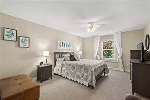 320 Hedgerow Dr, Peters Township, PA 15367 - Photo 21