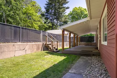 135 Lake Dr, Elizabeth Twp/Boro, PA 15037 - Photo 25