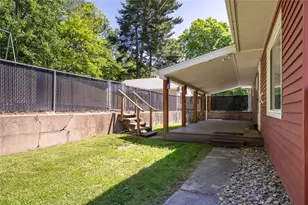 135 Lake Dr, Elizabeth Twp/Boro, PA 15037 - Photo 25