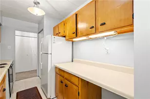 55 Highland Rd, Bethel Park, PA 15102 - Photo 13