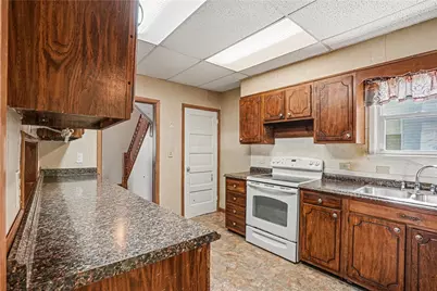 511 Portersville Rd, Perry Township, PA 16117 - Photo 7