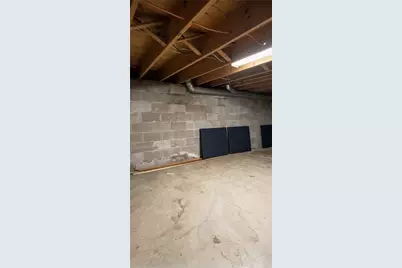 511 Portersville Rd, Perry Township, PA 16117 - Photo 33