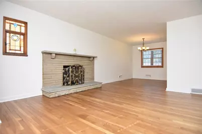 3644 Sunset Dr, Munhall, PA 15120 - Photo 9