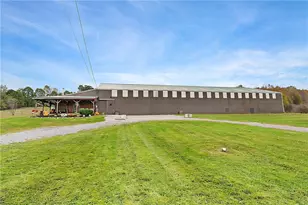 1316 Porter Rd, Clinton Township, PA 16038 - Photo 1