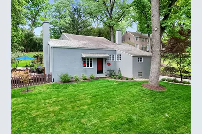 119 Byron Rd, Ross Twp, PA 15237 - Photo 1