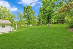 106 Davis Ln, New Sewickley Township, PA 15042 - Photo 5