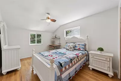 341 E Agnew Avenue, Pittsburgh, PA 15210 - Photo 13