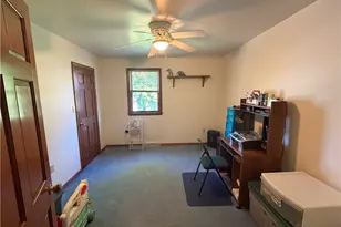 902 Central Dr, New Eagle, PA 15067 - Photo 25