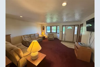 902 Central Dr, New Eagle, PA 15067 - Photo 13