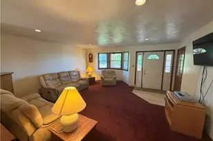 902 Central Dr, New Eagle, PA 15067 - Photo 13