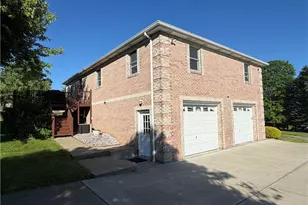 902 Central Dr, New Eagle, PA 15067 - Photo 3