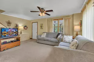 2024 Circle Dr, Hopewell Township, PA 15001 - Photo 5