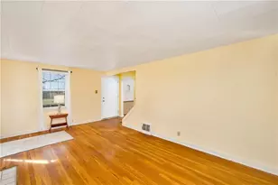 130 Alameda Rd, Twp of But NW, PA 16001 - Photo 9
