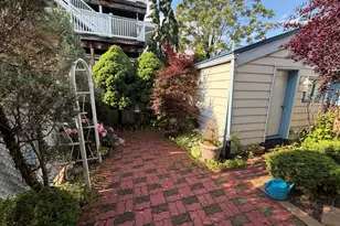 1305 Bingham St, Pittsburgh, PA 15203 - Photo 9