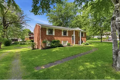 208 Parkwood Circle, Cecil, PA 15317 - Photo 35