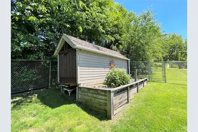 1190 Leeds Avenue, Monessen, PA 15062 - Photo 39