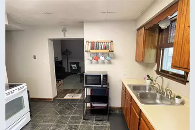 1190 Leeds Avenue, Monessen, PA 15062 - Photo 15
