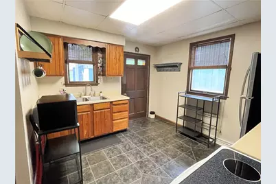 1190 Leeds Avenue, Monessen, PA 15062 - Photo 11