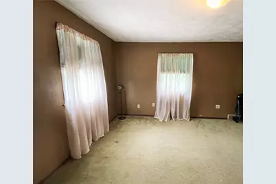 1190 Leeds Avenue, Monessen, PA 15062 - Photo 21